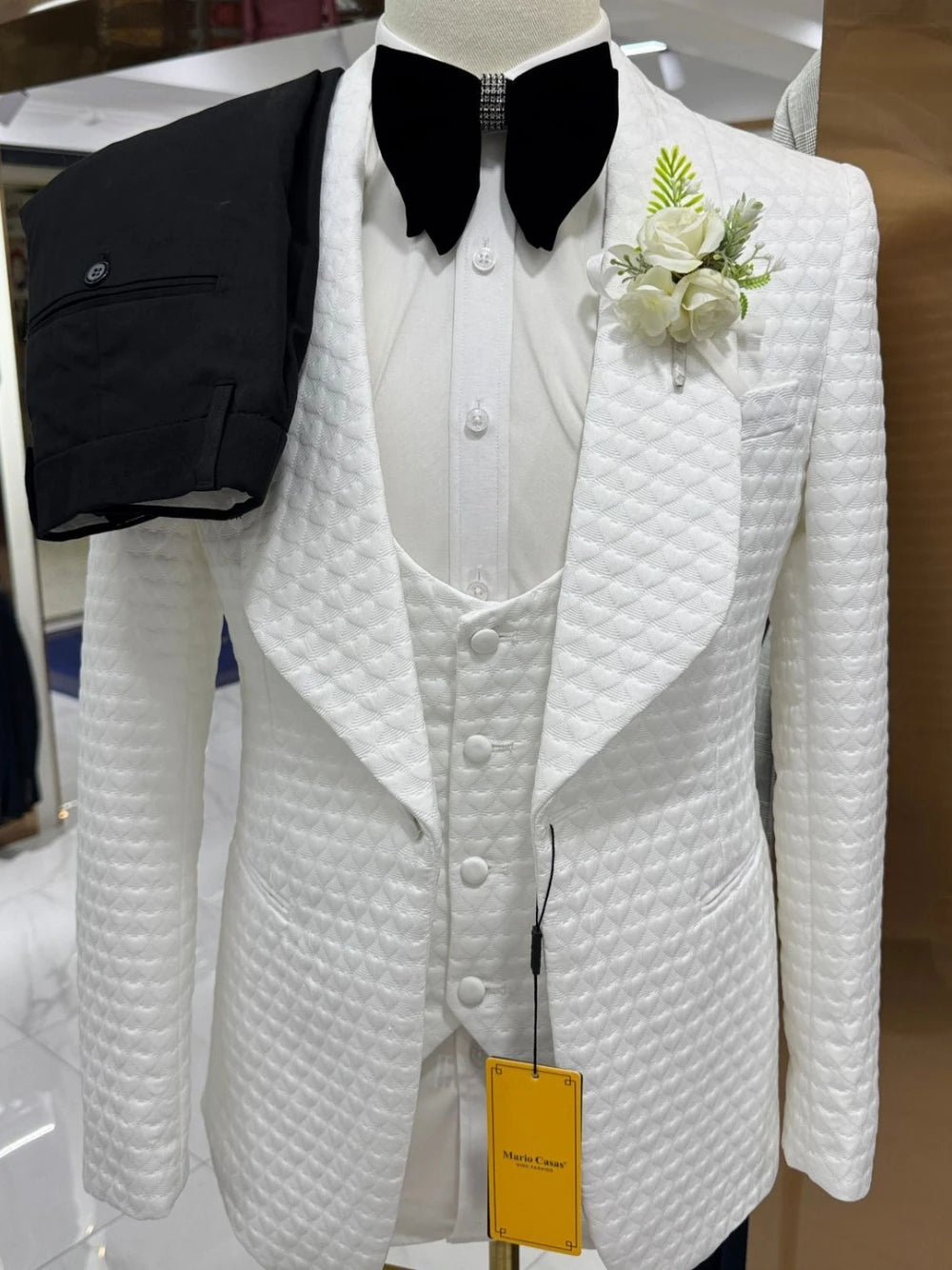 Mens Three Piece Jacquard Suit Set,